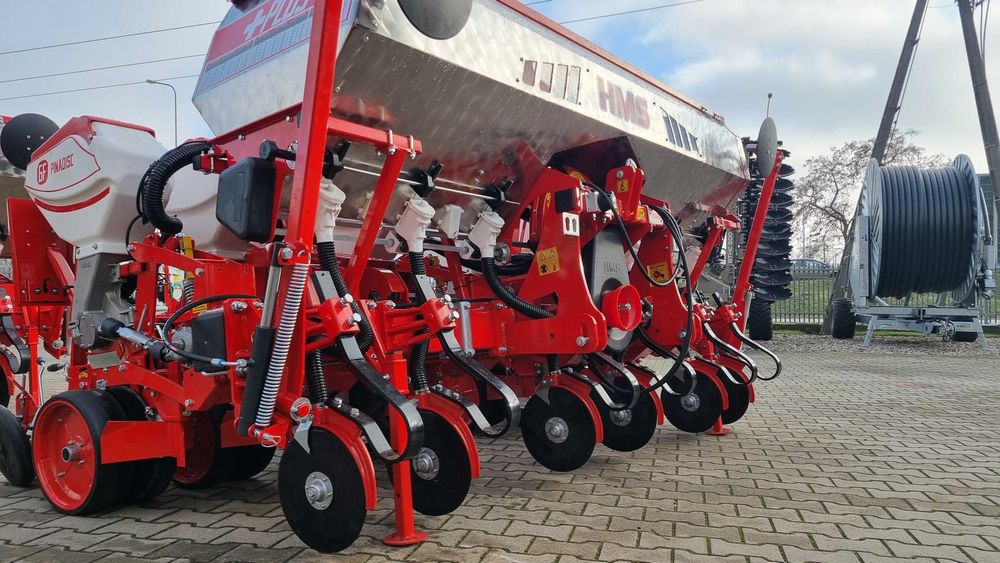 Siewnik do kukurydzy 4, 6 rzędowy punktowy HMS Gaspardo Agro Masz