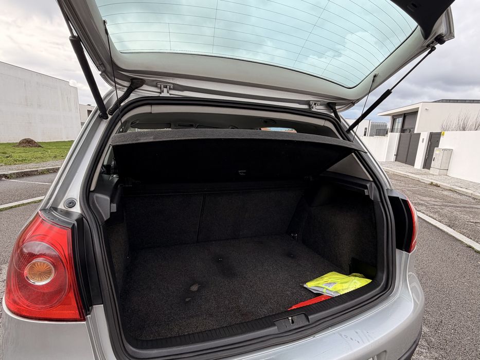 VOLKSWAGEN GOLF 1.9 TDI - 105 CV