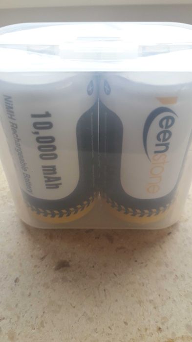 4 Pilhas D novas, 10.000 mh recarregáveis