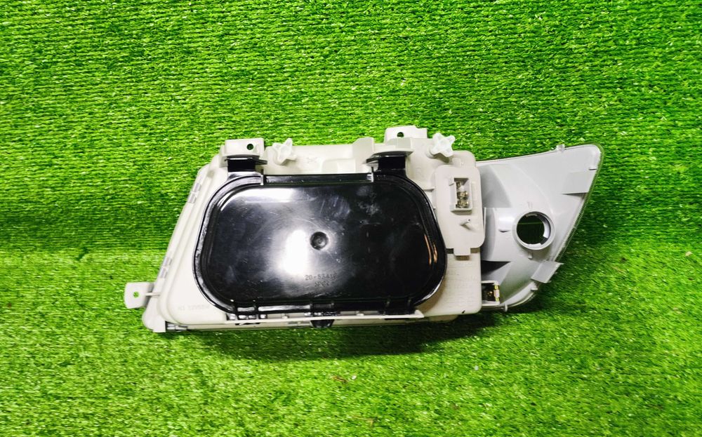 Reflektor Prawy Lampa Prawa Migacz Mercedes Sprinter W901