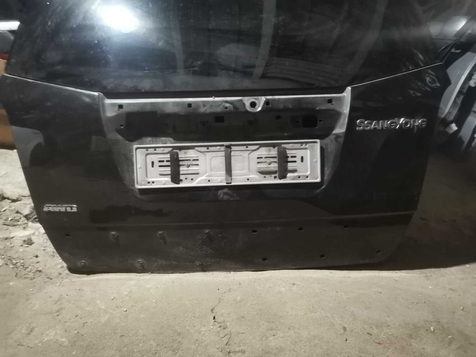 Кришка багажника Ssangyong 6400108333 SsangYong Rexton 2004-2015