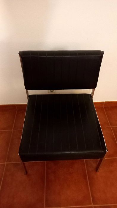 Vintage Cadeira de Metal Cromado