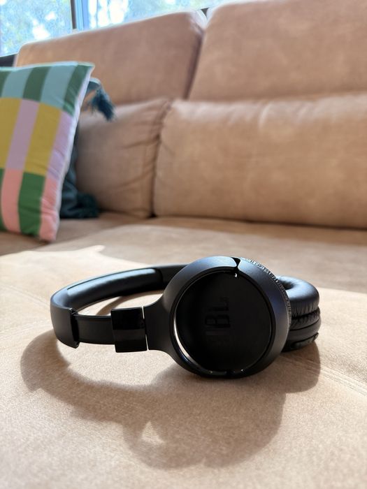 Auscultadores JBL Tune 520BT – Preto | Bluetooth