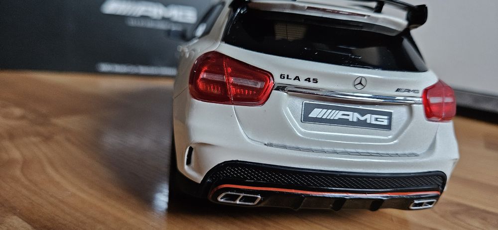 1:18 GT Spirit Mercedes GLA 45 AMG