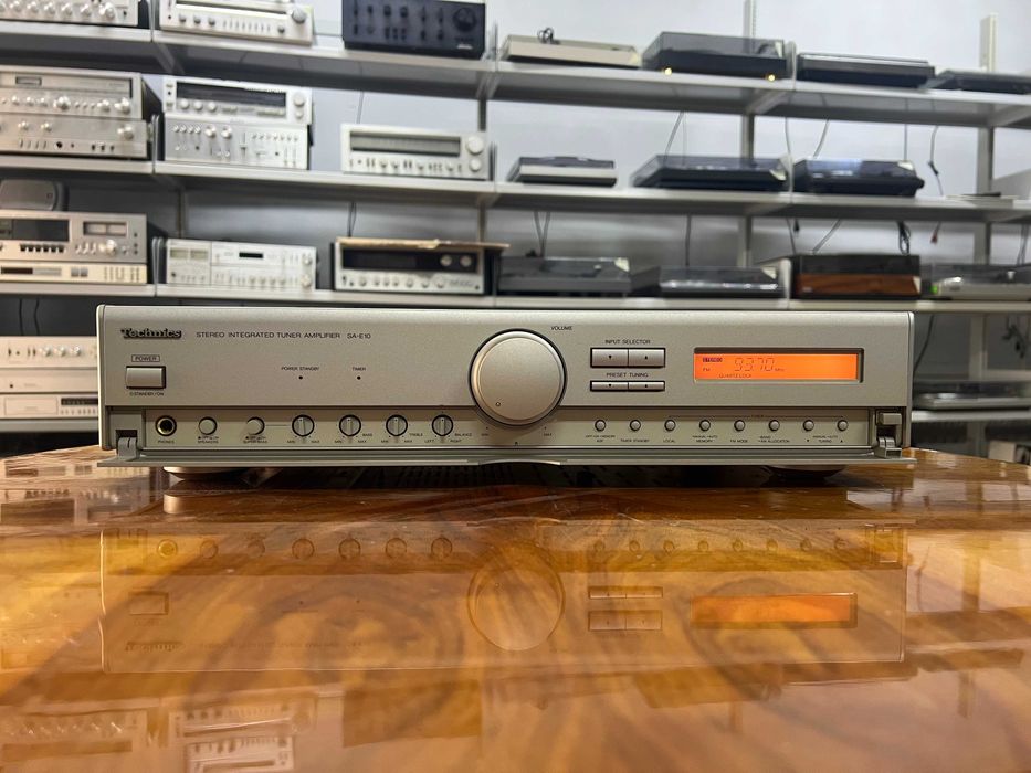 Amplituner Technics SA-E10 Audio Room