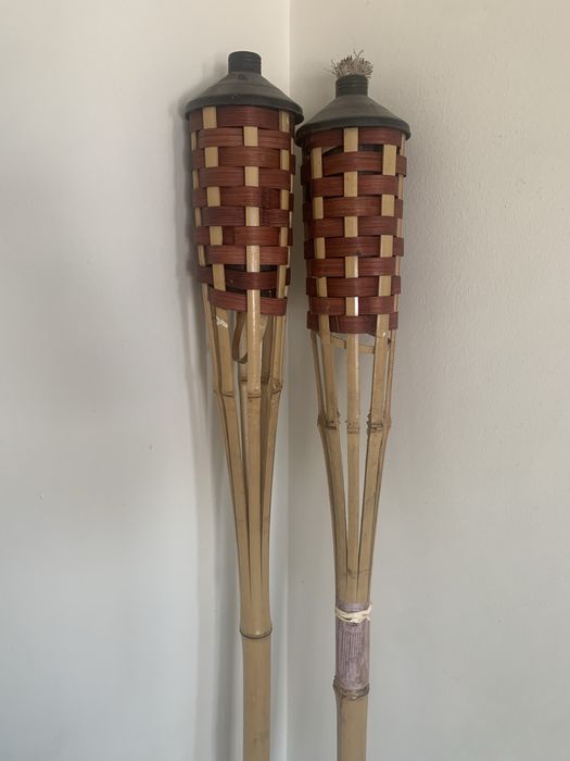 Par de candeeiros a petroleo