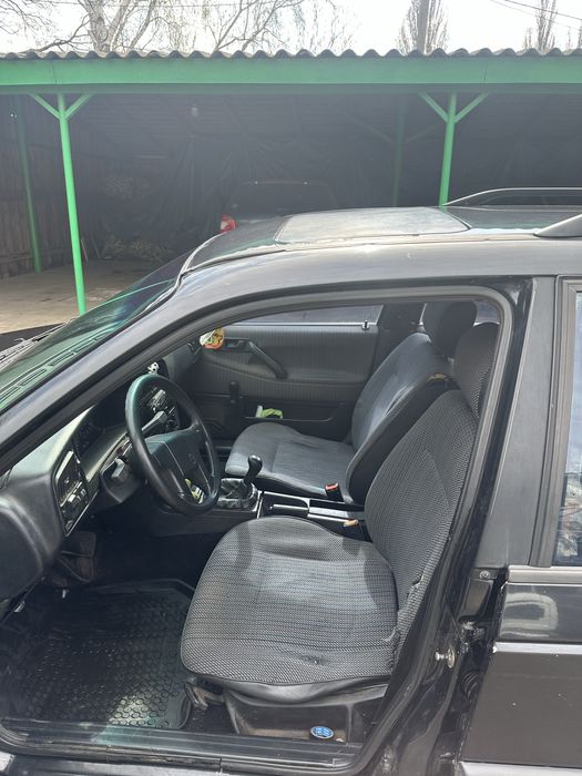 Volkswagen Passat B3 CL 1992 1.8Бензин-Газ
