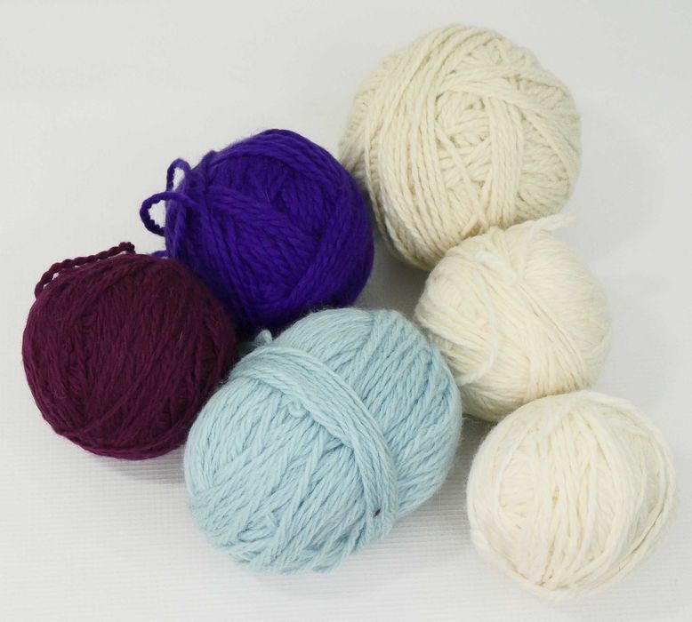 12.Włóczka 100%Wełna zestaw 580g