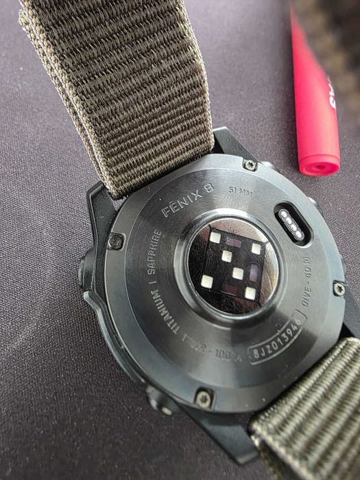 Garmin Fenix 8 - Sapphire, Titanium 51 mm - Como novo