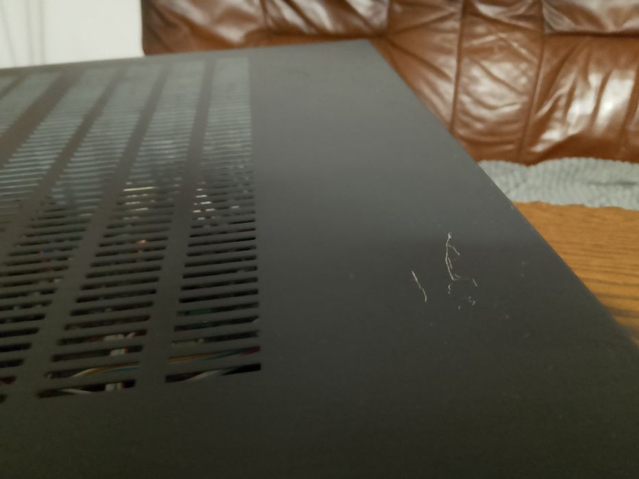 Potężny i mocny wzmacniacz Denon PMA 700 V