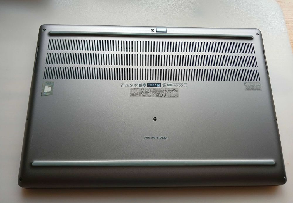 Dell Precision 7560 i7-11850H RTX A4000