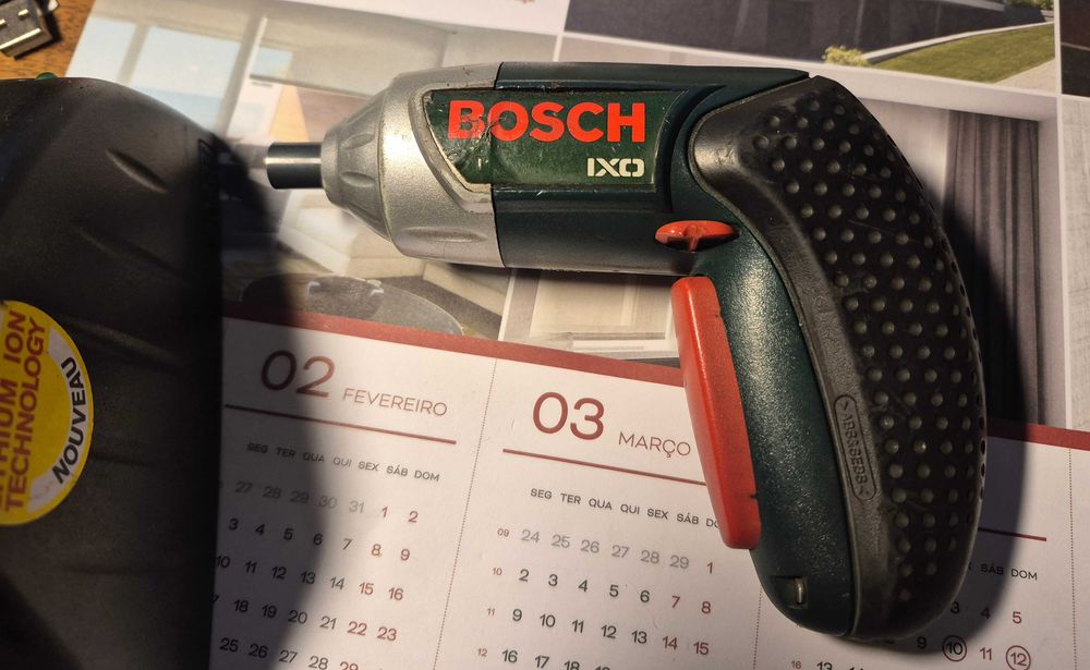 Aparafusadora Bosch IXO