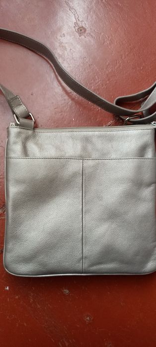 Продам жіночу сумочку