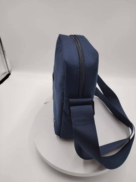Сумка мужская  Lacoste чоловіча сумка  VERTICAL CAMERA BAG UNISEX