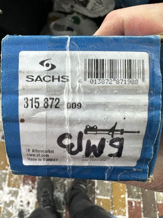 Амортизаторы задние BMW