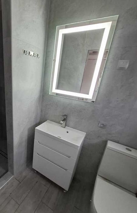 Новое зеркало с подсветкой, влагостойкое. LED, ЛЭД, ЛЕД светодиоды.