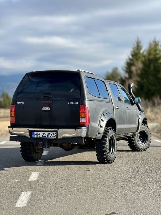 Toyota Hilux 2009 год 3.0 дизель механика для зсу