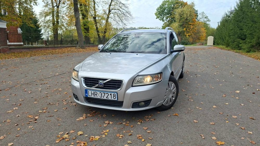 Volvo V50