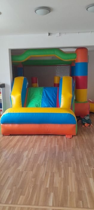 Insufláveis o dia todo