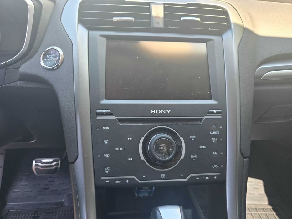 Авто Ford Fusion 2014