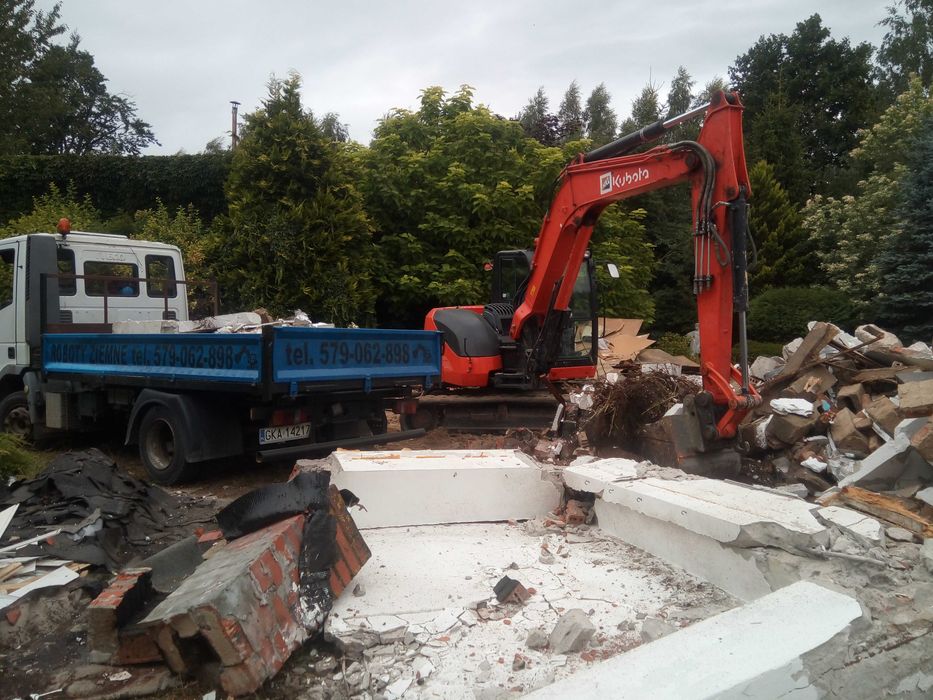Układanie płyt JUMBO Prace Ziemne, Wyburzanie