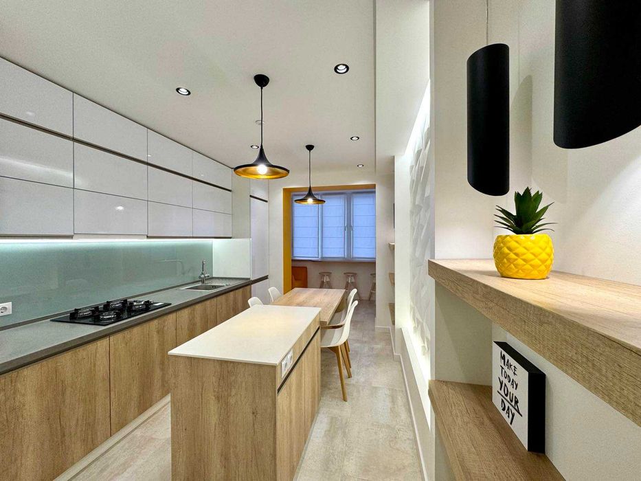 Продаю сучасну 2к квартиру в ЖК Набережний квартал. ц1