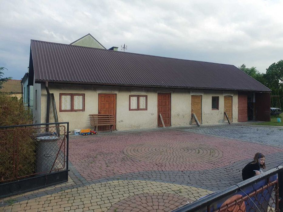 Dom jednorodzinny parterowy plus zabudowania 3tys zł za mkw.. - Widok 3