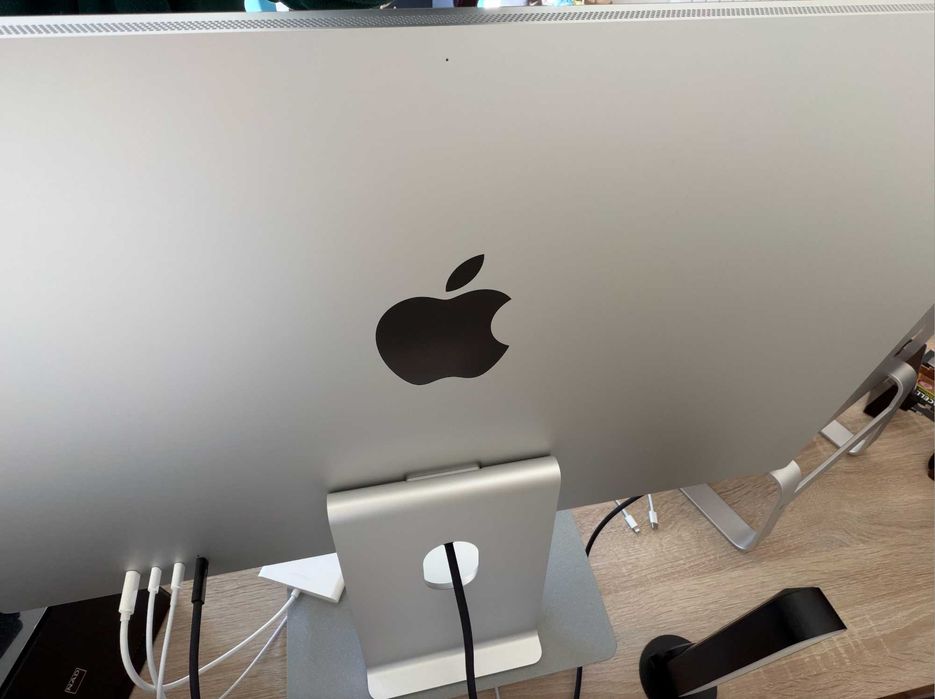 Apple Studio Display 5K, 27 polegadas, estado impecável