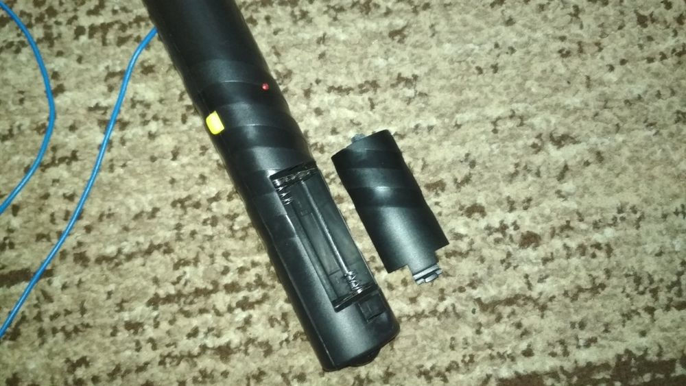 Флокатор для висадки статичної трави на діорамах