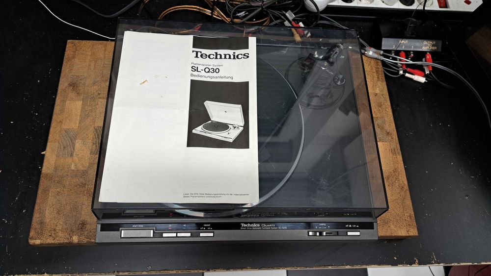 Gramofon Technics SL-Q30
