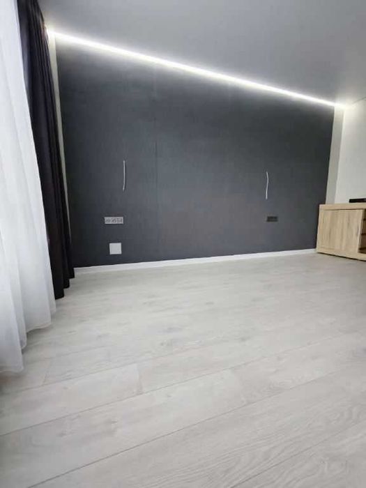 Новый 2-х этажный дом с ремонтом, гаражом и подвалом в Фонтанке 1!