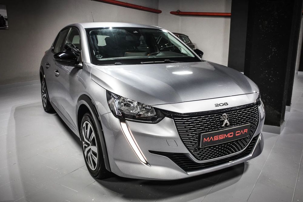 Peugeot e-208 Active