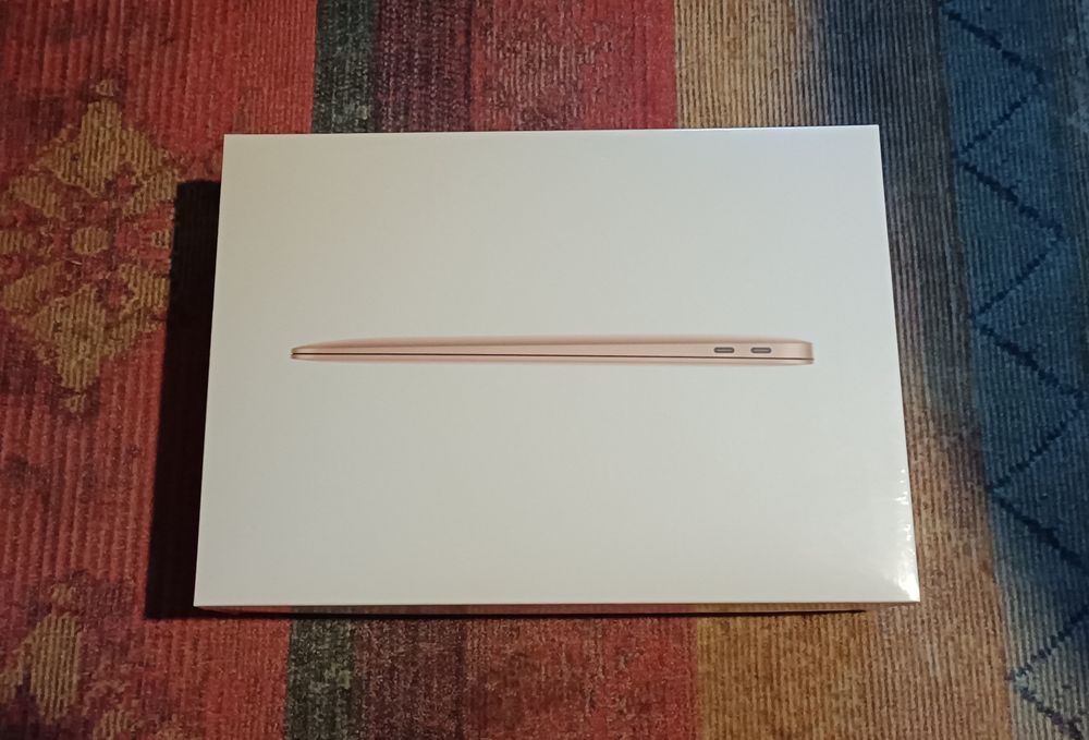 Nowy- Laptop Apple MacBook Air M1 13,3" M1 8GB RAM 2