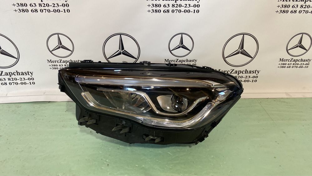 Mercedes h w 247 gla фара ліва 2021 рік led