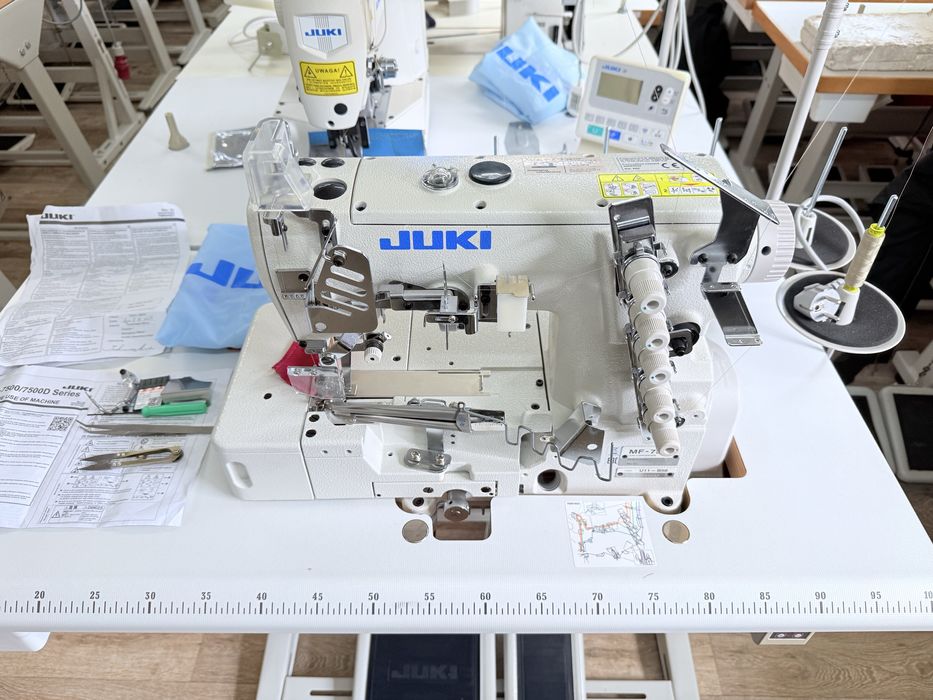 Maszyna do szycia Lamowarka-Renderka Juki MF-7523 Nówka 230V FV23%