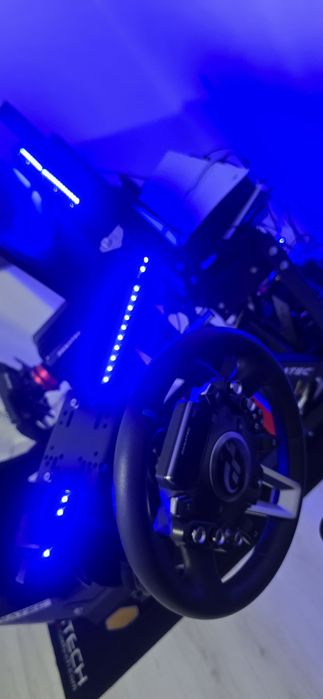 Cockpit simetik com base fanatec