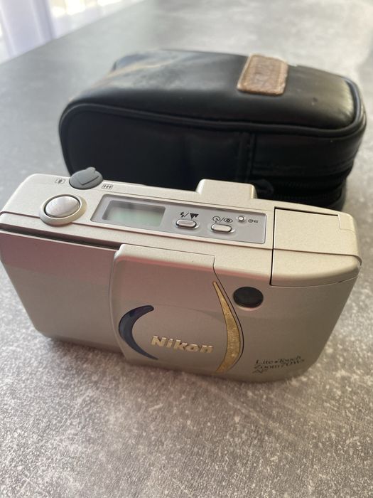 Aparat Nikon Lite Touch Zoom 70WS AF