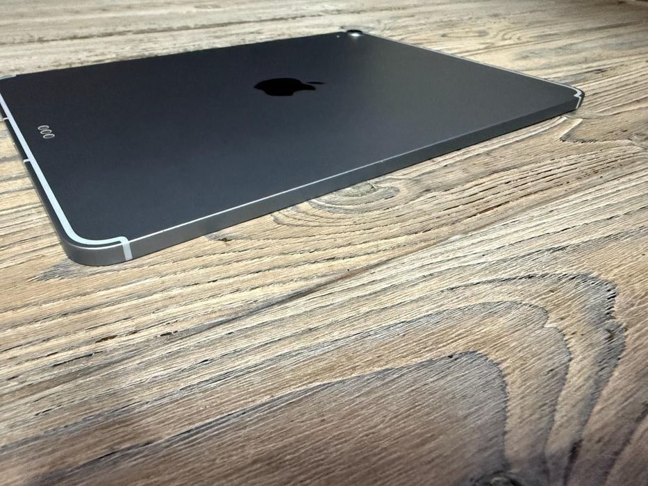 iPad Air 4Gn 256GB Sky Blue LTE Like New | 360$ | EmojieStore Гарантия