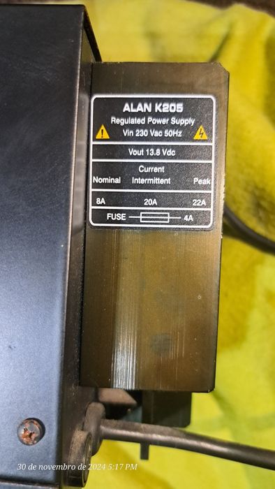 Fonte de alimentação Regulada ALAN K 205 - 13,8v