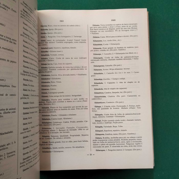 Dicionário Macua-Português - A. Pires Prata