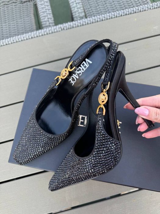 Нові оригінальні туфлі Versace