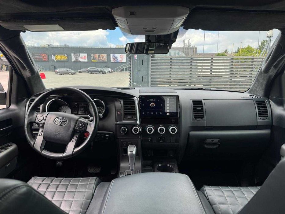 2018 Toyota Sequoia