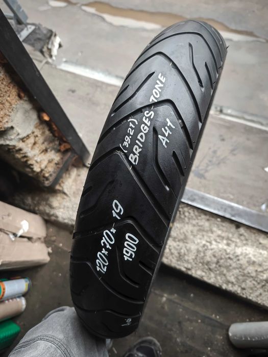 Мотошина 3,25 3,75 70 80 90 100 110 120 / 60 70 80 90 100 R16 17 18 19