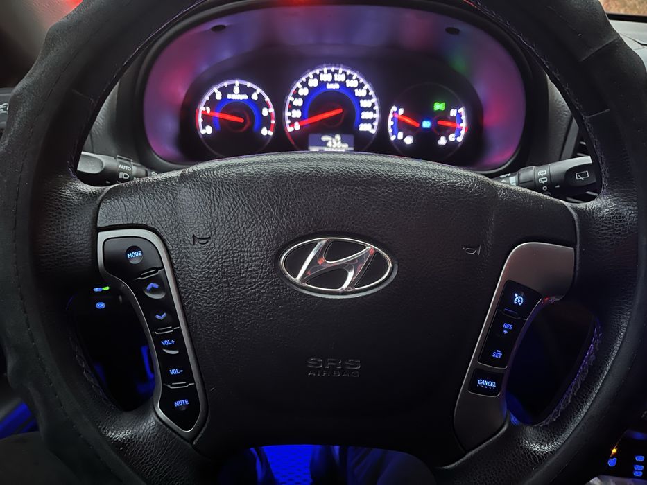 Продам Hyndai Santa Fe. Рест.