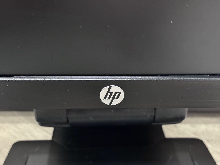 Продам монітор HP ZR2330w