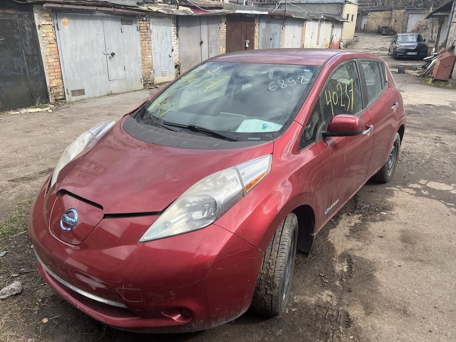 Разборка Ниссан Лиф ШРОТ, Nissan Leaf Авторазборка