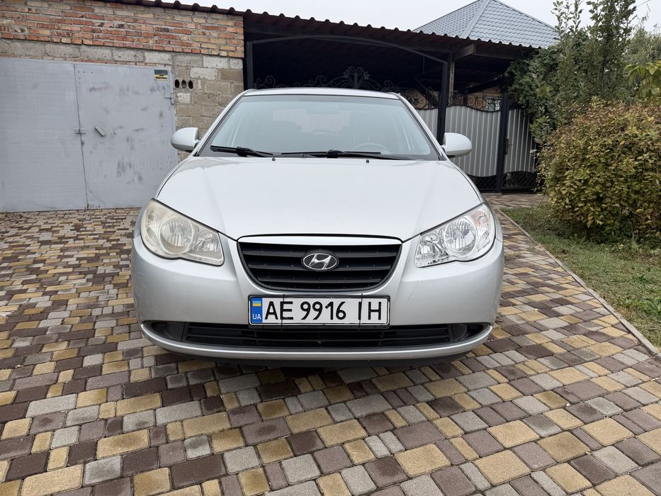 Продам Hyundai Elantra автомат!!!