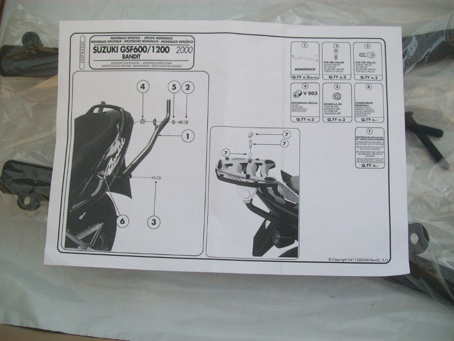 K5220 , 522F GIVI stelaż centr. SUZUKI GSF 600/1200 Bandit/S (00 > 05)