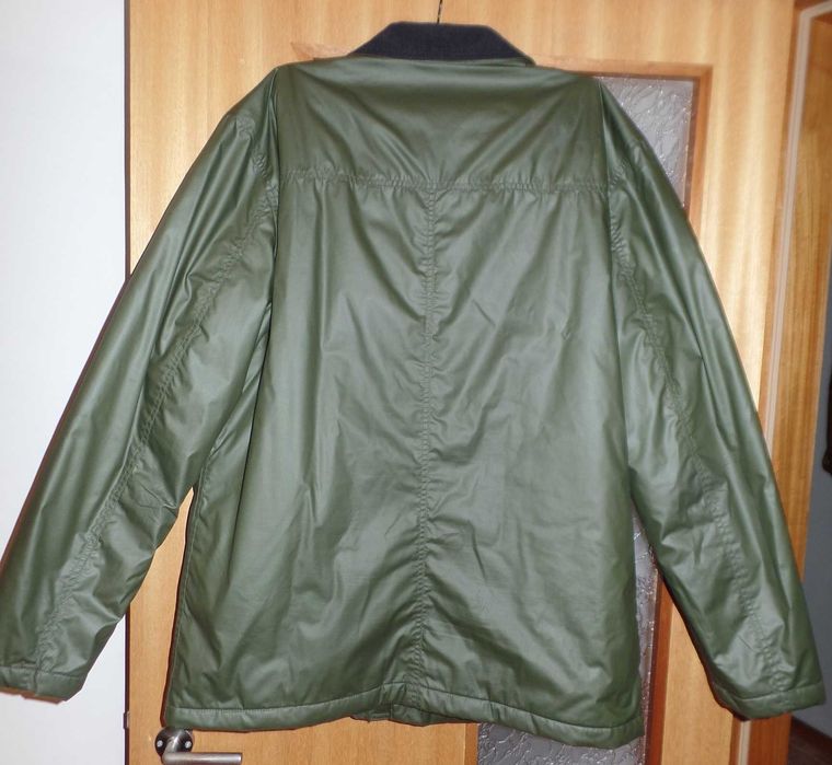 Casaco Zara XL cor verde em Bom Estado (BY)