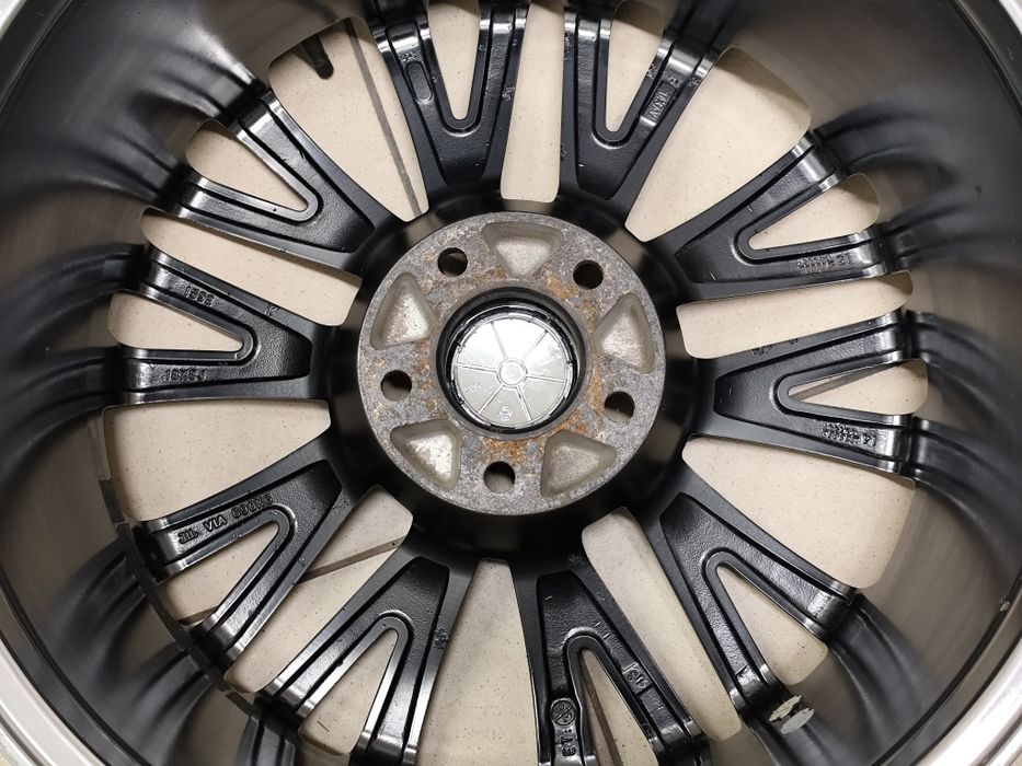 Диски R-18 5*114,3, 8j, 67,1 (Mazda, KIA, Hundai, Renault)